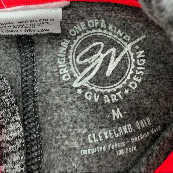 GV Art and Design Cleveland That I love sweatshirt size medium - Picture 3 of 7